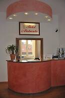 Alabarda Hotel