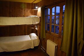 Periko's Youth Hostel