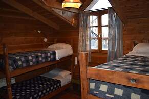 Periko's Youth Hostel