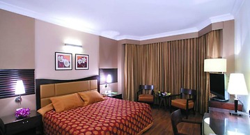 The Retreat Hotel & Convention Centre