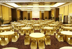 The Retreat Hotel & Convention Centre