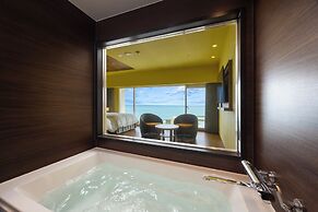 Kamogawa Grand Hotel