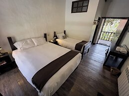 El Albergue Ollantaytambo