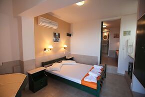 Memories Apartments