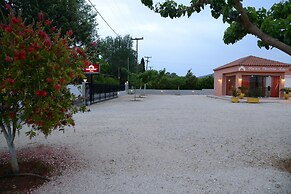 Maria's Filoxenia Suites
