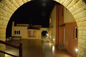 Maria's Filoxenia Suites