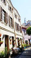 Hotel Des Etrangers - Special Class