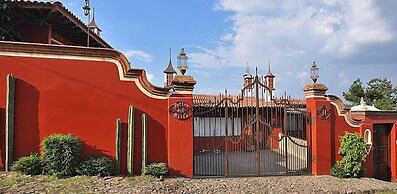 Hotel Porton Del Cielo