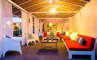 Hotel The Place