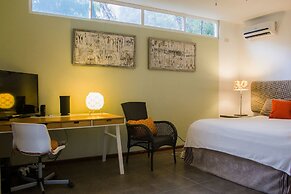 Hotel The Place