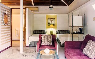 Hotel The Place