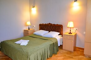 Yeghevnut Hotel