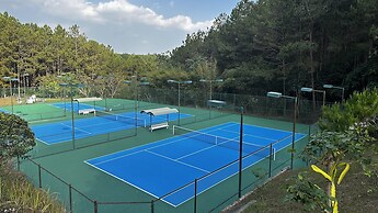 Dalat Edensee Lake Resort & Spa