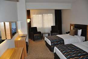 North Point Hotel