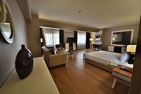 North Point Hotel