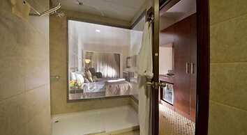 North Point Hotel