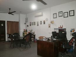 River One Residence - Hostel