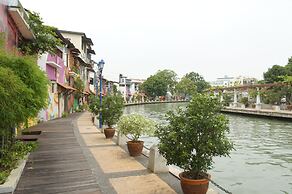 River One Residence - Hostel