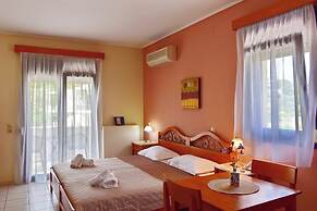 Emporios Bay Hotel