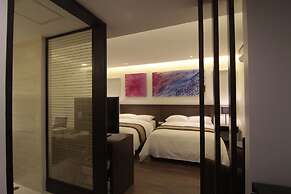 Century Hotel
