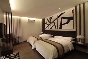 Century Hotel