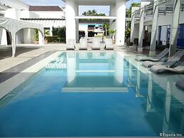 Century Hotel