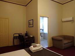 Glenferrie Hotel