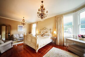 Escape To Picton