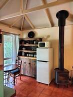 Kalimna Woods Cottages