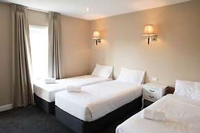 Lily Sands Inn
