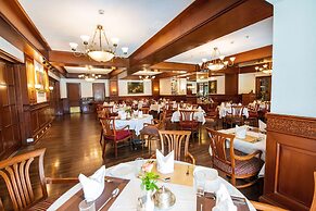 The Carlton