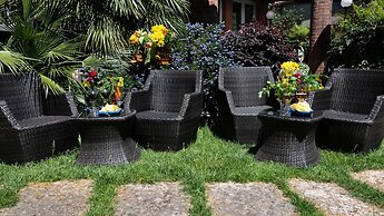 Hotel Sunflower