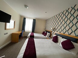 Iris Hotel