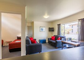 Graham Apartments
