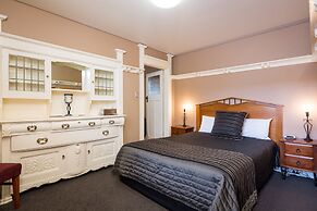 Graham Apartments