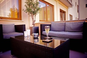 SJ Hotel
