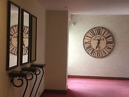 SJ Hotel