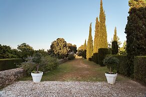 Imani Country House