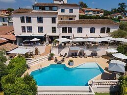 Hotel Perla Riviera