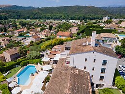 Hotel Perla Riviera