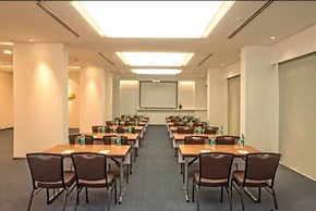 Hotel Kohinoor Elite near BKC