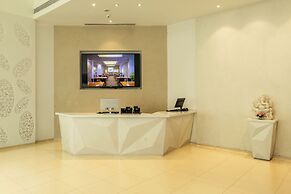 Hotel Kohinoor Elite near BKC