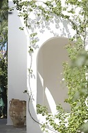 Galatis Hotel