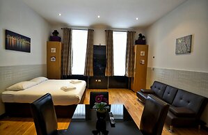 Hyde Park Apartments