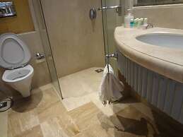 Ascot Hotel