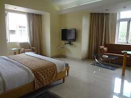 Ascot Hotel