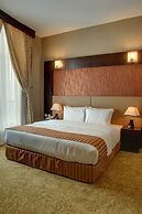 Aryana Hotel