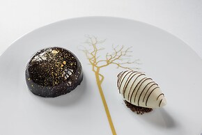 Rushton Hall Hotel & SPA