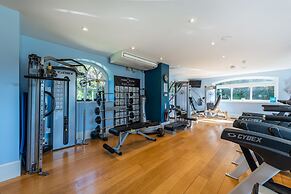 Rushton Hall Hotel & SPA