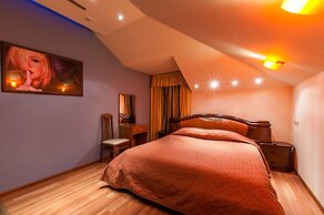 Hotel Cron